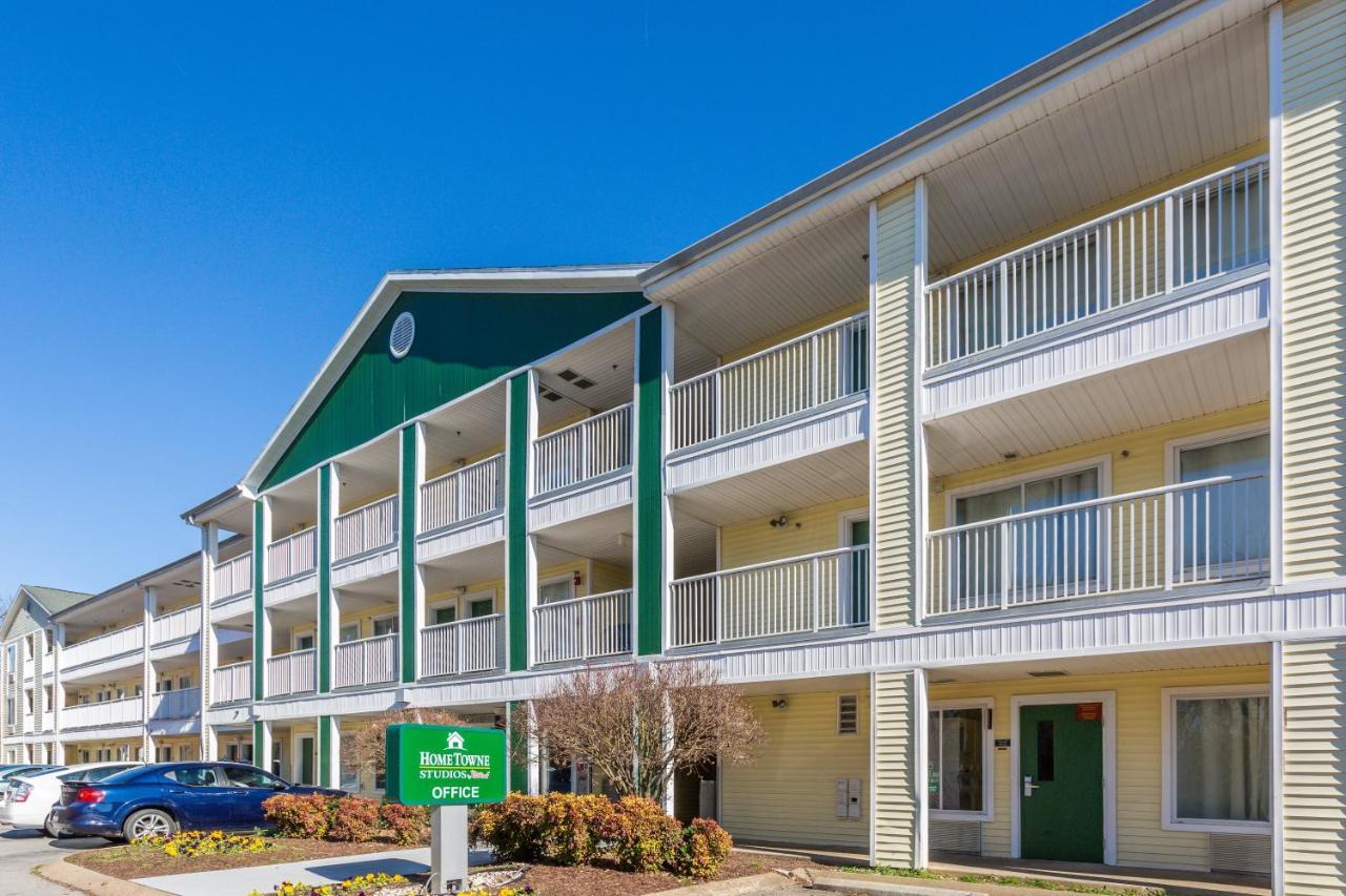 Hometowne Studios By Red Roof Nashville - Airport/Briley Pkwy Екстериор снимка