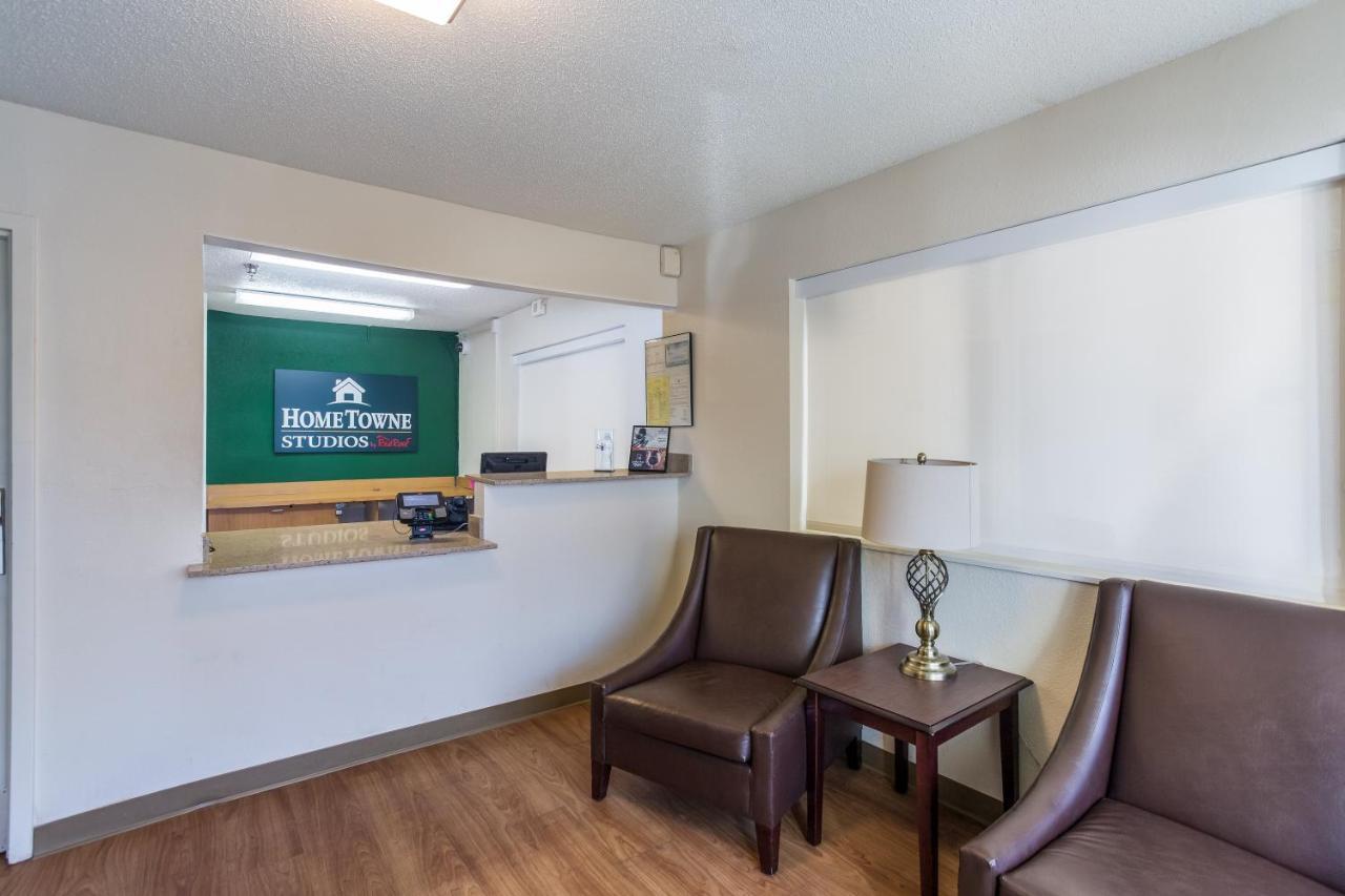 Hometowne Studios By Red Roof Nashville - Airport/Briley Pkwy Екстериор снимка